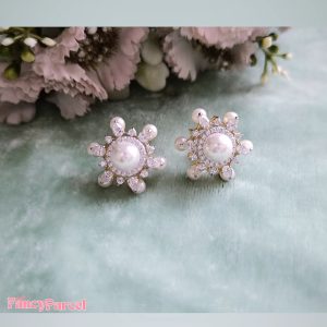 PEARL FLOWER STUD EARRINGS - ELEGANT SPARKLE - Image 4