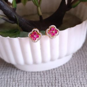 FLOWER STUD EARRINGS - Image 3