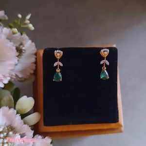 ELEGANT FLOWER DROP EARRINGS - Image 4