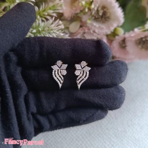 ELEGANT FLOWER DROP EARRINGS - Image 3
