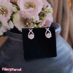 ARCHED DIAMOND EARRINGS - Image 2