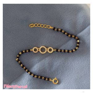 HAND BRACELET - Image 1