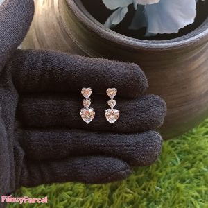 LOVE TRIANGLE HEART STUD - Image 1