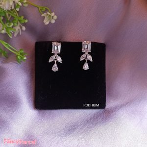 DAZZLING DANGLES - Image 3