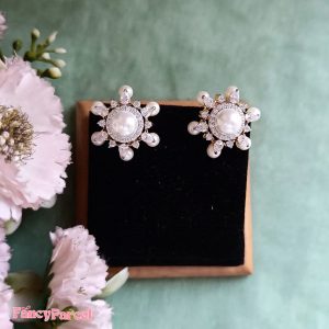 PEARL FLOWER STUD EARRINGS - ELEGANT SPARKLE - Image 2