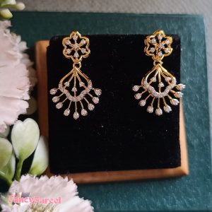 FLORAL DANGLE DROP EARRINGS - Image 1