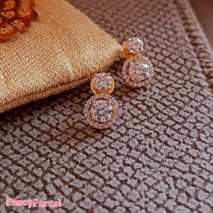 ELEGANT SPARKLING STUD EARRINGS - Image 1