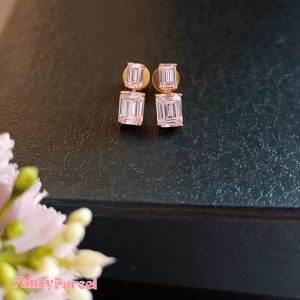 RECTANGULAR CUT EARRINGS - Image 1
