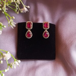 STATEMENT DROP DANGLE EARINGS - Image 3