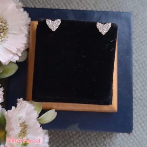SPARKLING HEART STUD EARRINGS - Image 1