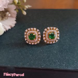 SPARKLING GREEN STONE STUD EARRINGS - Image 4
