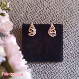 ELEGANT WING DESIGN EARRINGS - Image 4