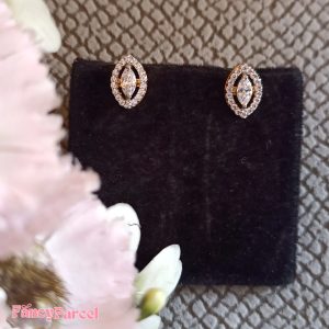 OWEL STUD HALO EARRINGS - Image 4