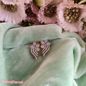 ELEGANT FLOWER DROP EARRINGS - Image 1