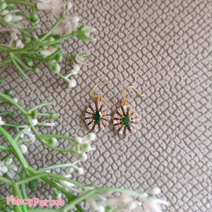 CHARMING FLORAL ACCENT EARRINGS - Image 1