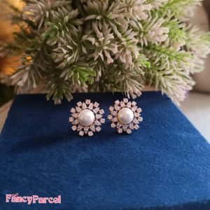 CLASSIC PEARL SUNFLOWER STUD EARRINGS - Image 4