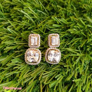 DROP EARRINGS - Image 2