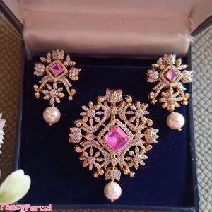 ELEGANT STONE AND PEARL PENDENT AND EARRRINGS - Image 1