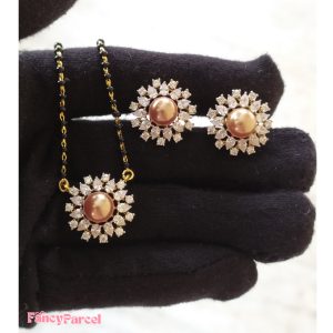 GOLDEN PEARL EARRING SET - Image 4