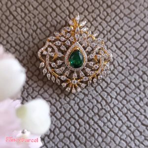 INTRICATE GREEN STONE PENDANT - Image 1