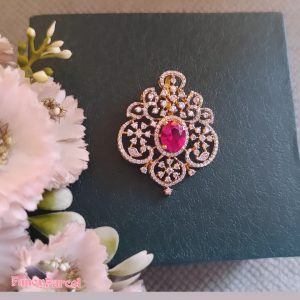 ELEGANT GREEN STONE PENDENT - Image 2