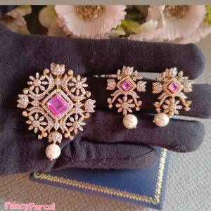 ELEGANT STONE AND PEARL PENDENT AND EARRRINGS - Image 3